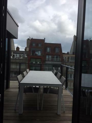 Soetkin Apartment นอคเคอ-เฮสท์ ภายนอก รูปภาพ